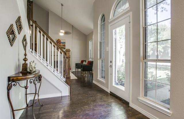 1804 Crescent Creek Lane Gallery 3