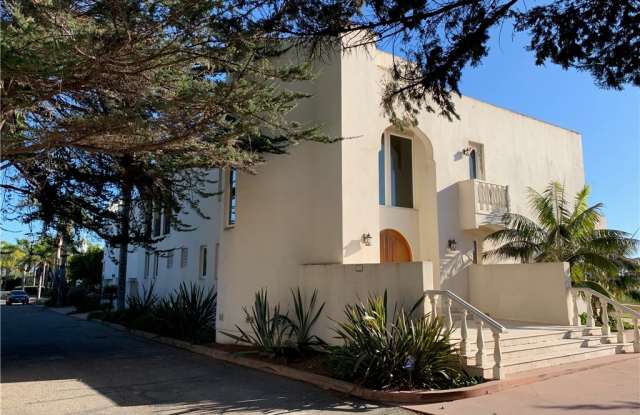 879 Sand Point Road Gallery 4