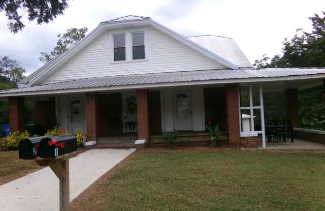 133 Harwood St Apt 1 - 133 Harwood Street, Albemarle, NC 28001