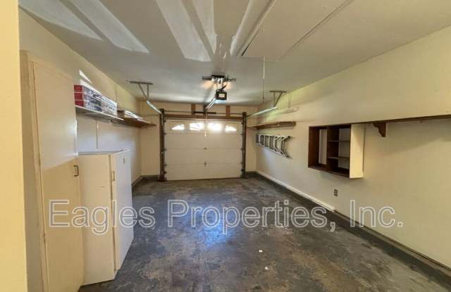 102 Lakehurst Dr Gallery 4