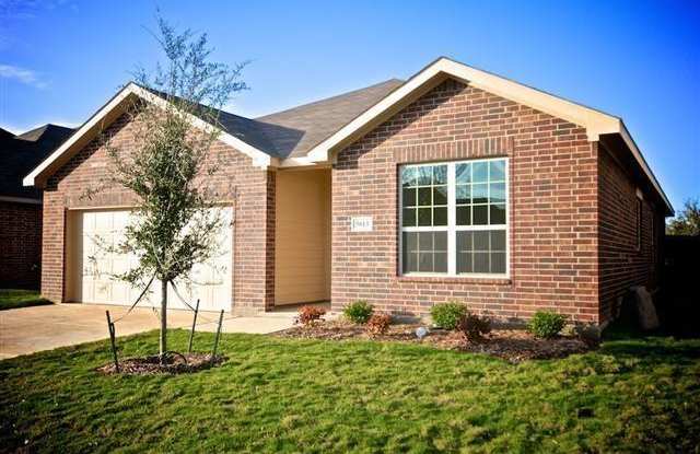 5013 Spyglass Hill Lane - 5013 Spyglass Hill Lane, Denton, TX 76208