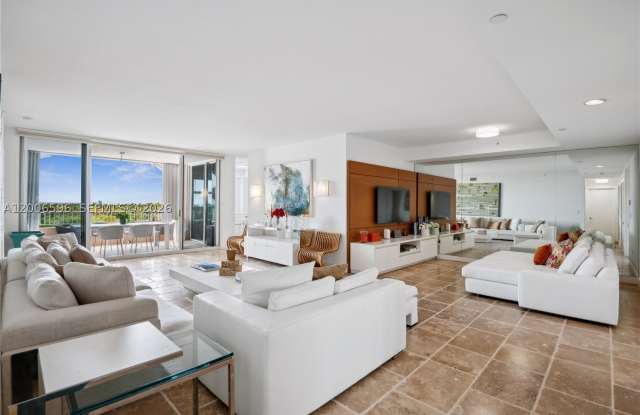 747 Crandon Blvd photos photos 747 Crandon Blvd photos photos