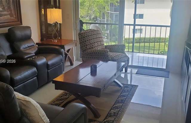 9720 S Hollybrook Lake Dr Gallery 3