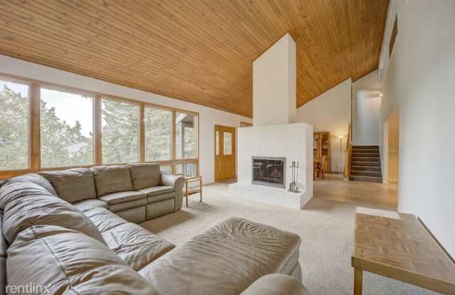 115 Parkview Circle Gallery 2