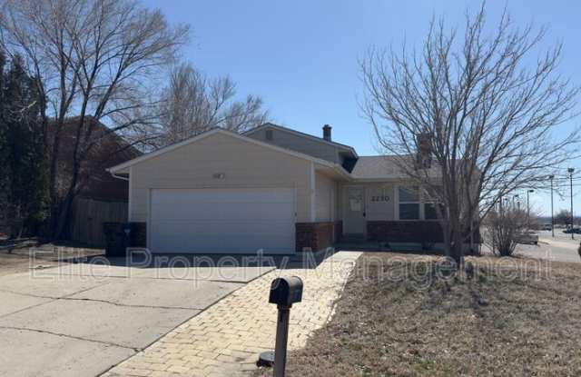 2230 South Drive - 2230 South Drive, Pueblo, CO 81008