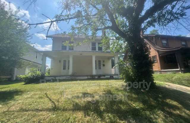 144 W Parkwood Drive photos photos