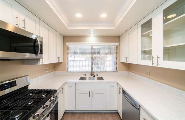 18609 Del Rio Place Gallery 3