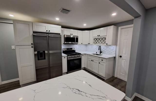 553 5TH AVE photos photos