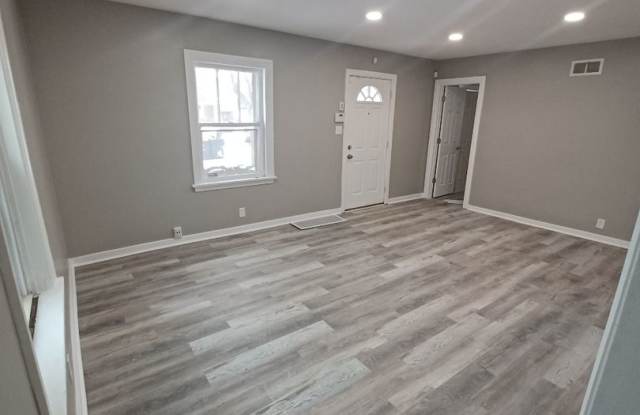 Gorgeous Updated 3 Bedroom Home for Rent - 4773 Jefferson Street, Gary, IN 46408