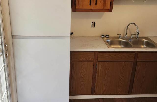 136 North Womack Street - 1 photos photos 136 North Womack Street - 1 photos photos