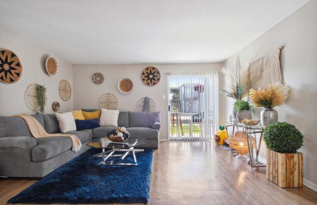 Summerfield Apartment Homes photos photos