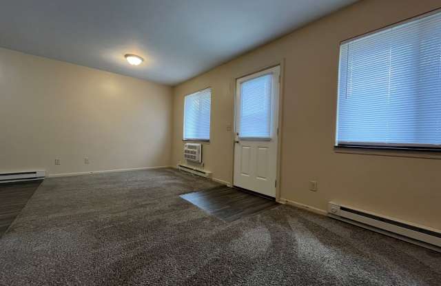 Pierceton 2 bed/2 Bath Gallery 1