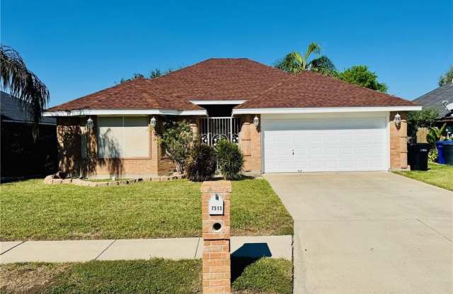 7513 N 40th Street photos photos
