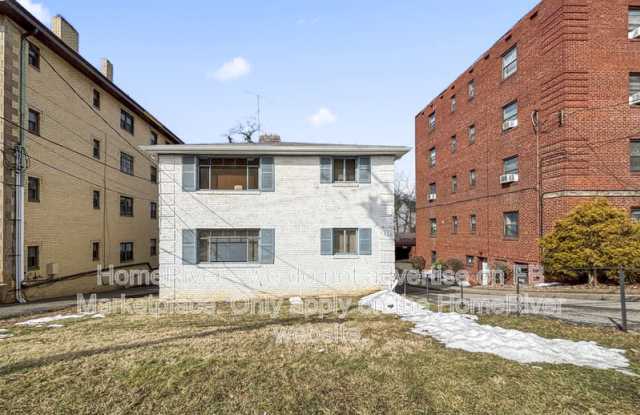 670 Florida Ave photos photos
