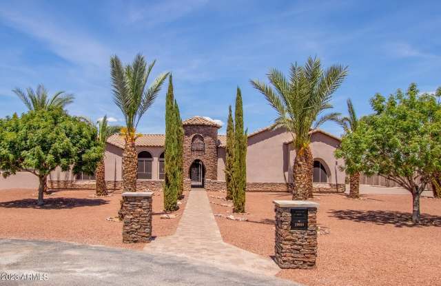 18654 W SOLANO Drive photos photos