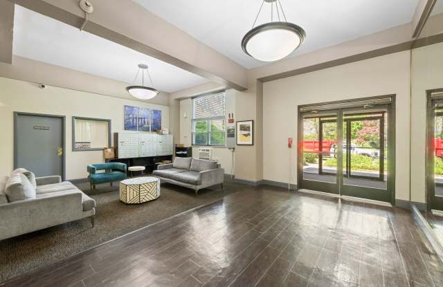 Metropolitan Wynnefield Gallery 2