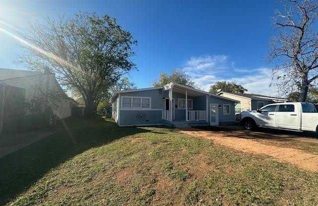 842 S La Salle Drive photos photos