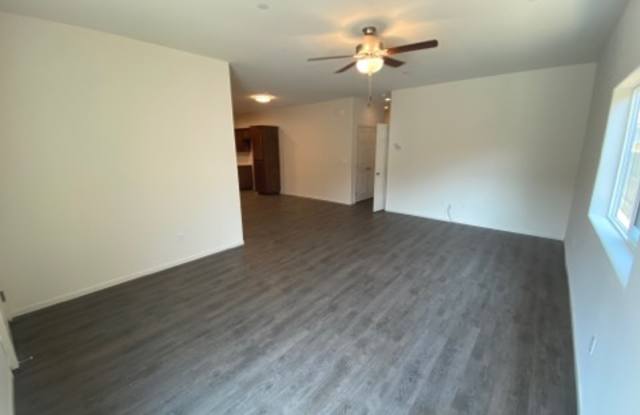 454 N Fourth Street - 454 North 4th Street, Porterville, CA 93257