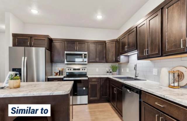 3 Bed 2.5 Bath Townhome East Sioux Falls! - 8146 E Tencate Place, Minnehaha County, SD 57110