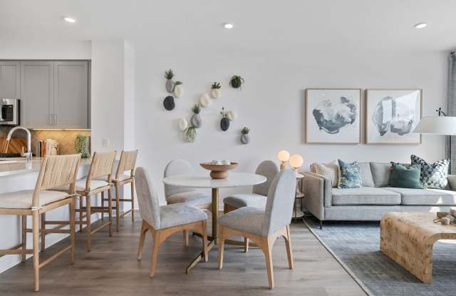 The Pearl at Station Bay Gallery 4