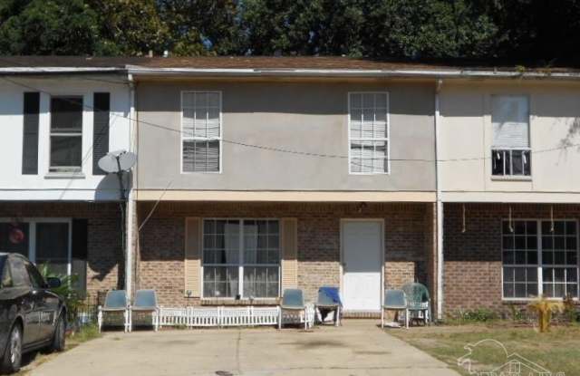 8492 Old Spanish Trl Rd - 8492 Old Spanish Trail Road, Ferry Pass, FL 32514