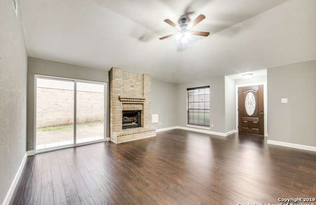 10838 LAKE PATH DR Gallery 3