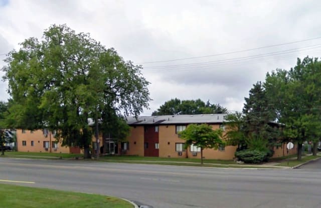 15373 Greenfield - 024 Gallery 2