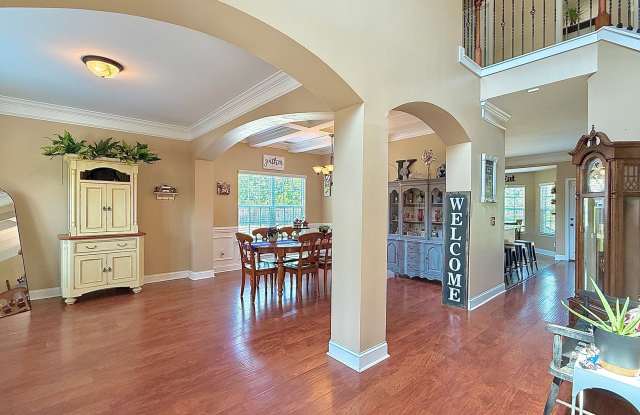 MOVE-IN READY (Pet Friendly) | $500 RENT CREDIT Gallery 4