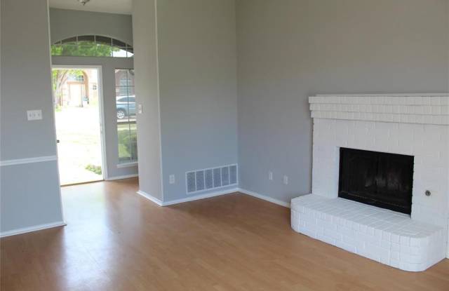 7009 Charleston Drive Gallery 3