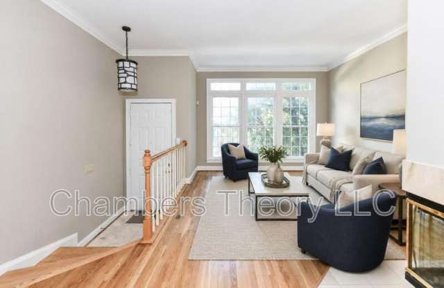 1530 N Colonial Ct Gallery 4