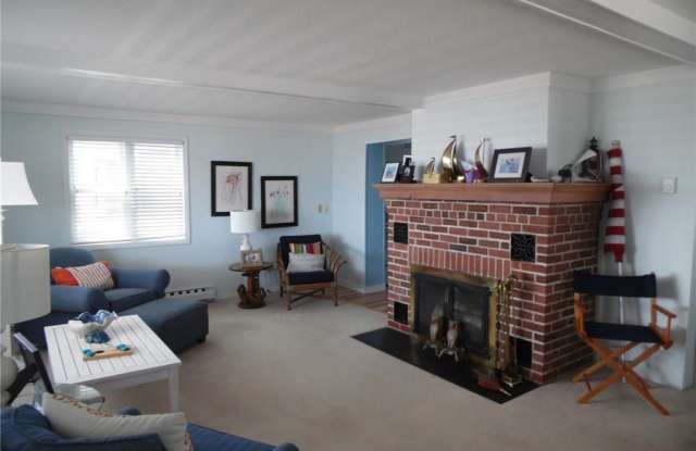 186 South Shore Avenue Gallery 4