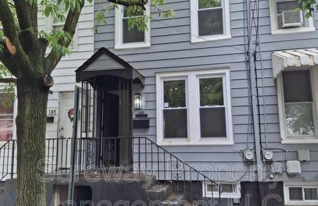 183 Washington Street photos photos