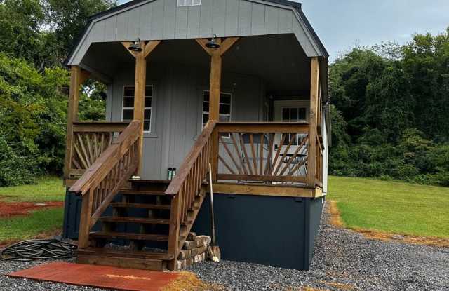 Adorable tiny house for rent in Blount County - 2743 Big Springs Road, Blount County, TN 37737