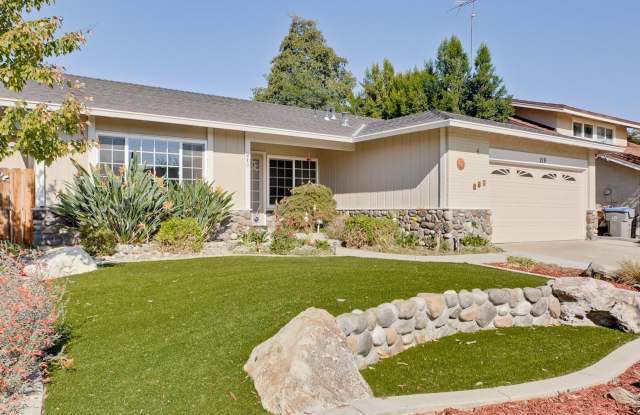 Gorgeous Three Bedroom Two Bathroom in San Jose photos photos