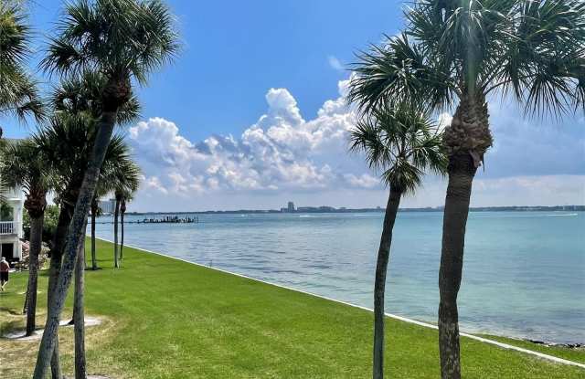 1451 GULF BOULEVARD photos photos