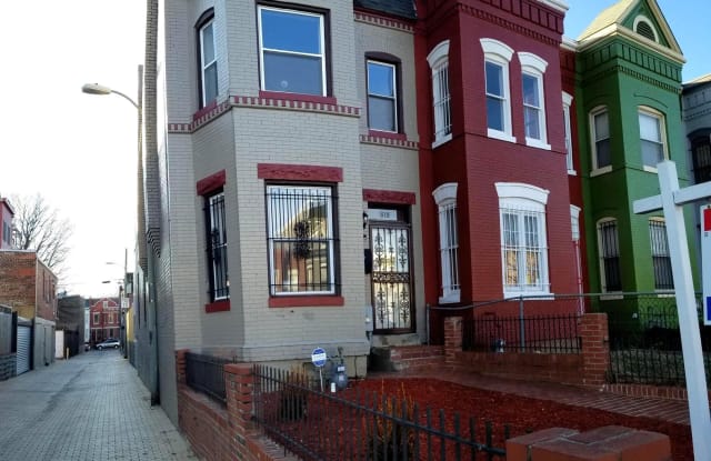 818 12TH STREET NE - 818 12th Street Northeast, Washington, DC 20002