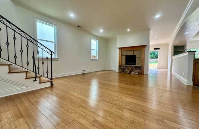 OPEN HOUSE SATURDAY FROM 10 AM - 12 PM! Beautiful 4 Bedroom, 4.5 Bathroom Home – Redondo Beach Gallery 3