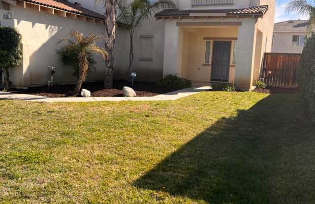 Beautiful home near shopping stores and schools. photos photos