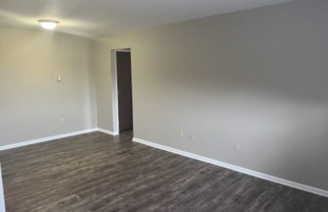 4411 Kitty Ln Gallery 4