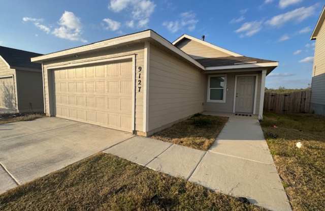 Coming soon....Lovely Newly Built 3 Bedroom 2 Bath One Story photos photos