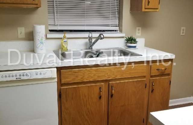 5591 Greatpine Lane South Gallery 4