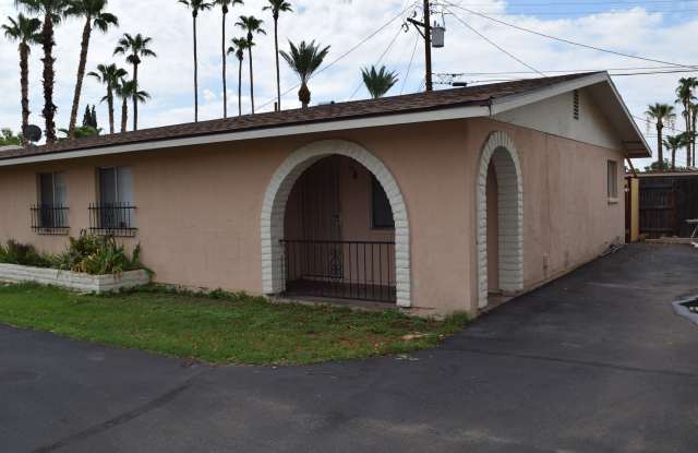 3012 N 40th St - 3012 North 40th Street, Phoenix, AZ 85060