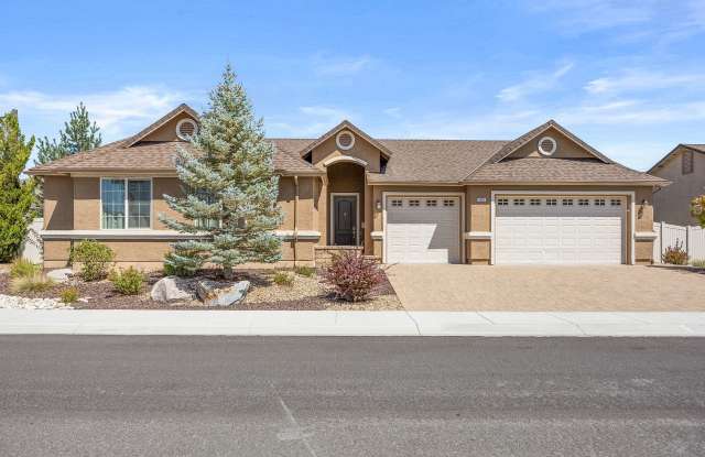 **Charming Home for Rent in Damonte Ranch** photos photos