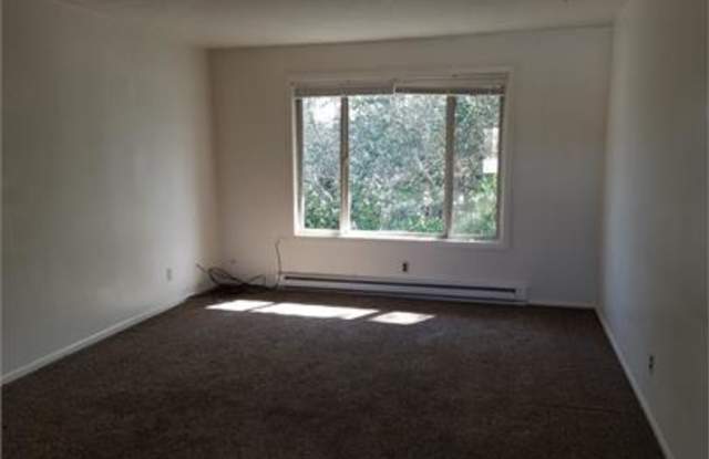 517 Tryon Avenue Northeast photos photos