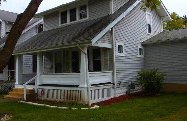 206 N. Burgess Avenue Gallery 2