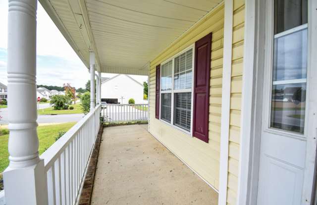 COMING SOON~3 Bedroom 2.5 Bathroom with a Large Deck and Bonus Room! Gallery 4