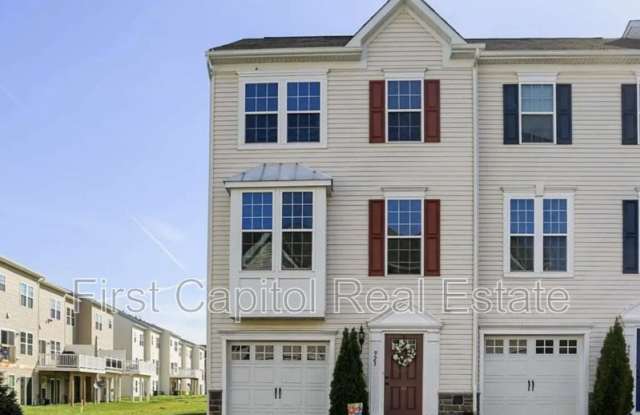 923 Stonehaven Way photos photos