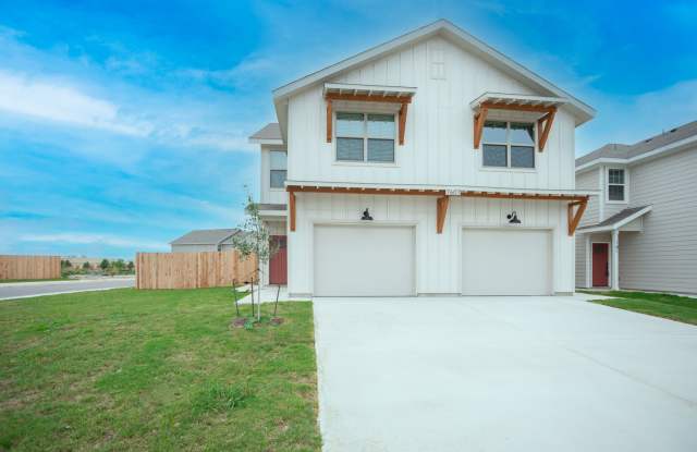 7607 Gramercy Way - 102 photos photos