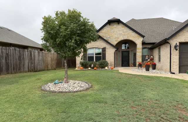 304 Swingman Court Gallery 1