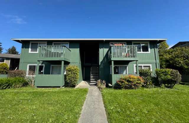 2242 Heather LN photos photos